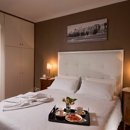 Astrid Roma Suites Bagian luar foto