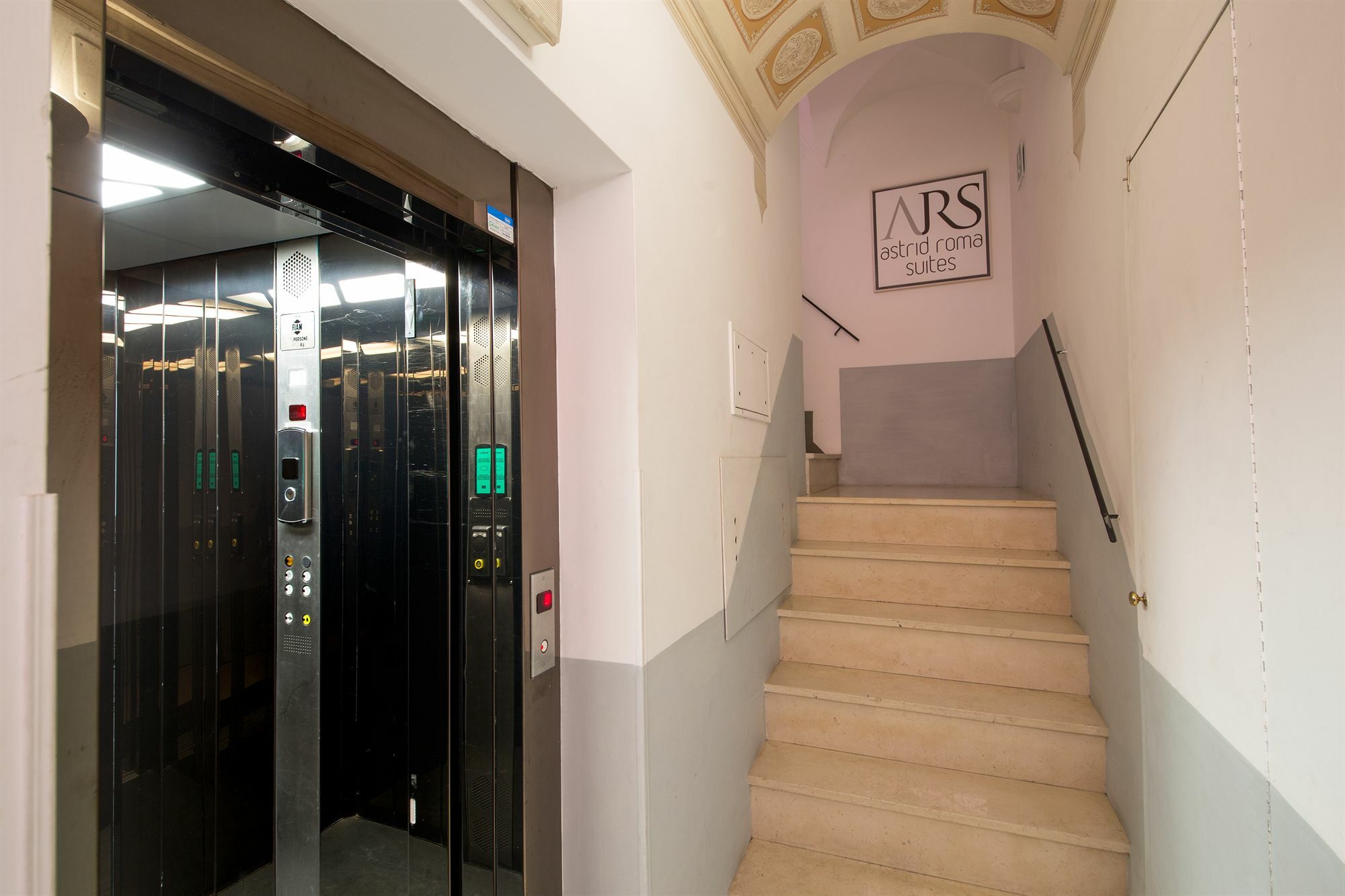 Astrid Roma Suites Bagian luar foto